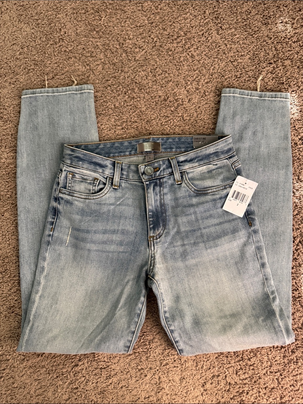 Kut from the Kloth Light Blue Karma Wash Christine Straight Leg Jeans
